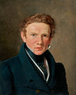 Kunstnerens selvportræt i hvid skjorte og blåt halsbånd, blå vest og jakke med guldknapper